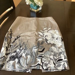 Tahari pencil skirt